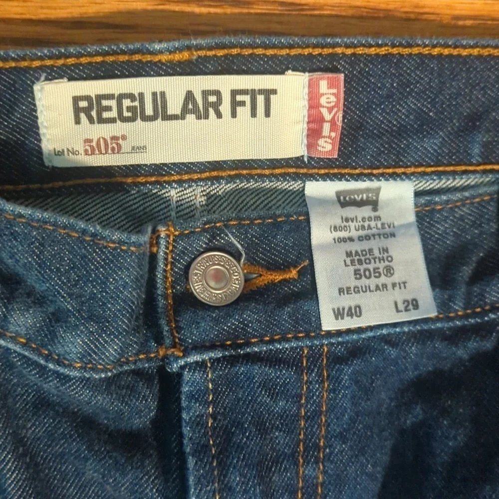 Levis levi men